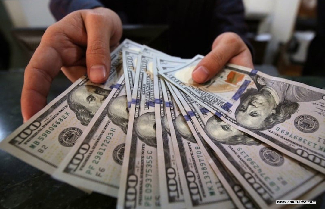 أسعار الدولار تسجل انخفاض في أسواق بغداد وأربيل