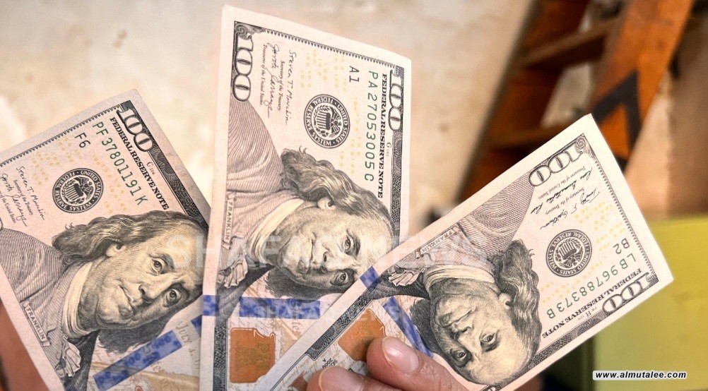 الدولار يتجاوز 157 ألف دينار في أسواق العراق