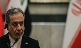 وزير الخارجية الإيراني يؤكد استمرار التفاوض مع واشنطن وتبادل الرسائل عبر الوسطاء