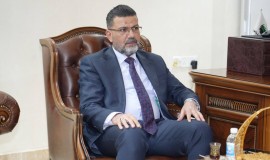مصدر: اعتقال وكيل وزارة الصناعة والمعادن ناصر كاظم متلبسا بالرشوة