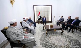 تأكيد حكومي على أهمية دور رجال الدين بترشيد الخطاب ومحاربة التطرف