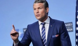 وزير الدفاع الأمريكي يحذر القارة الأوروبية من غزو أيديولوجي خطير