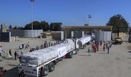 واشنطن: أكثر من "200" شاحنة مساعدات تدخل يومياً إلى القطاع الفلسطيني