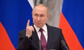 بوتين يوقع مراسيم بشأن تشكيل مجلس الوزراء الجديد