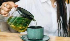 دراسة يابانية حديثة: الشاي الأخضر يكافح التهاب اللثة