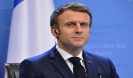 الرئيس الفرنسي يعلن استعداده لإجراء محادثات مع بوتين